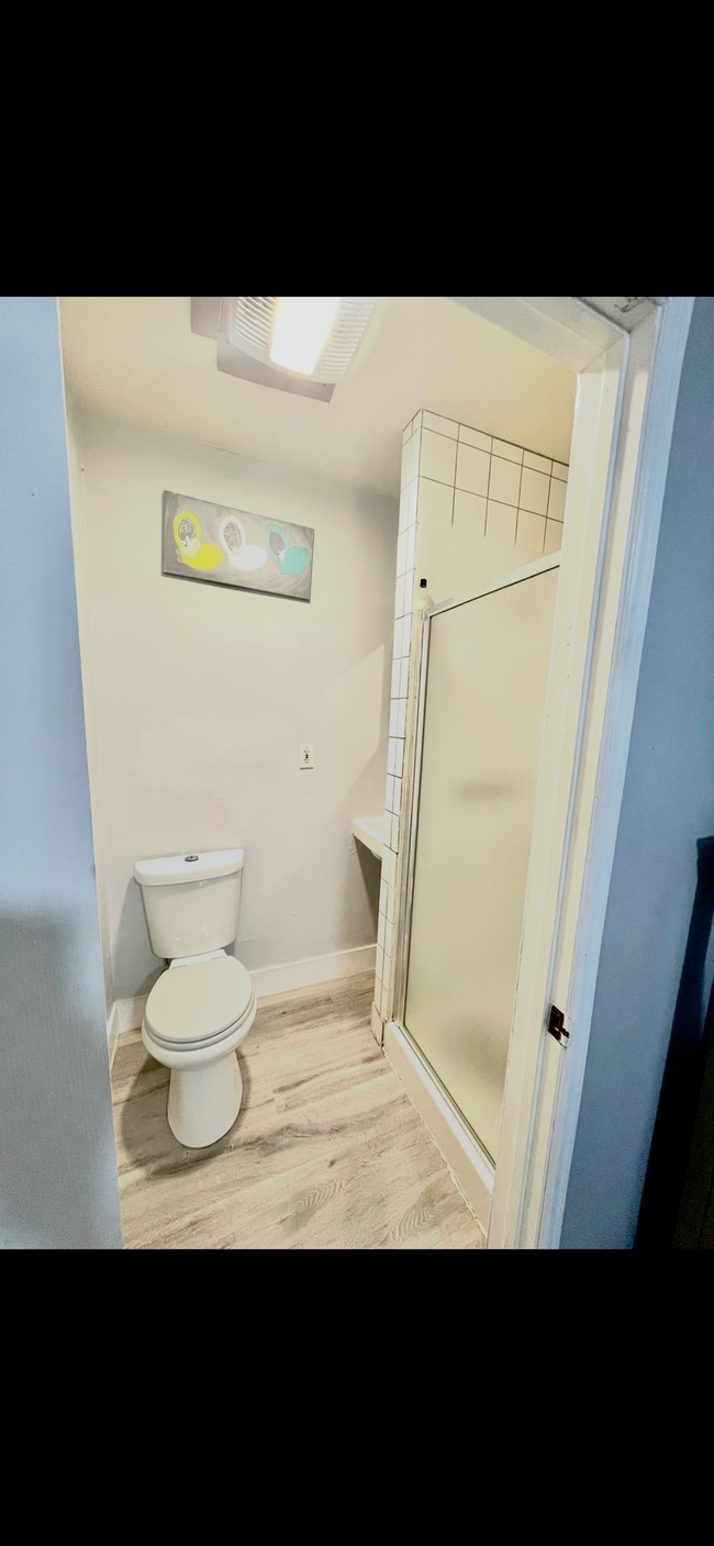 Private Bathroom - 6425 Haas Ave