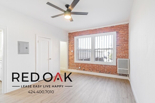 Photo - 245 N Kenmore Ave Condo Unit 103