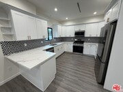 Photo - 6245 McLaren Ave