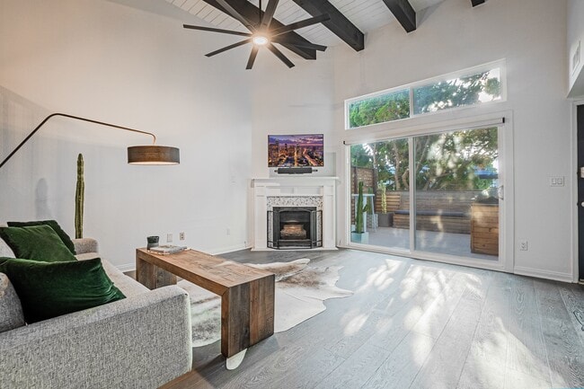 Photo - 1906 Grant Ave