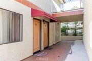 Photo - 1043 Thompson Ave