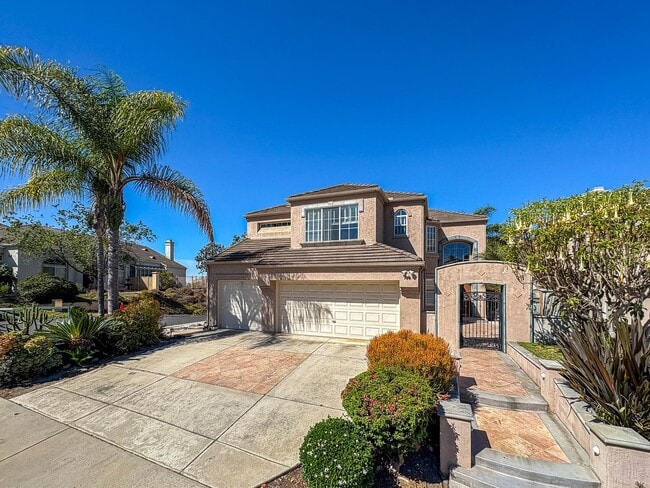Spacious 4B/3BA Home with Scenic Views and... - Spacious 4B/3BA Home with Scenic Views and...