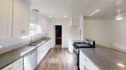 Photo - 5BD/2BA on MARY LANE! Townhome