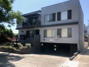 Photo - 1017 N Spaulding Ave Apartments