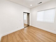 Photo - 617 Acacia St