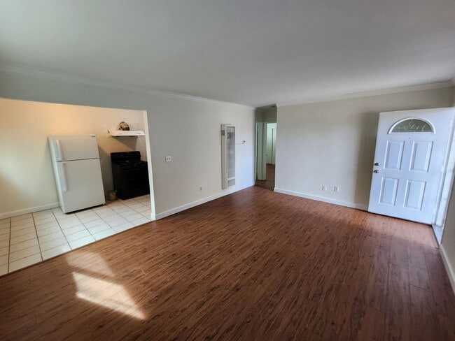 Photo - Remodeled 2 Bedroom Condo