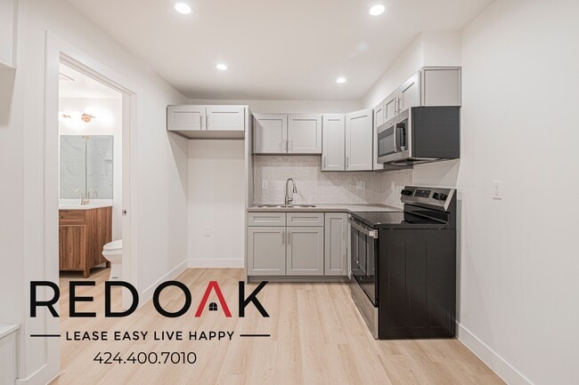 Photo - 6738 Independence Ave Unit A4