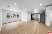 Photo - 1537 N Kingsley Dr