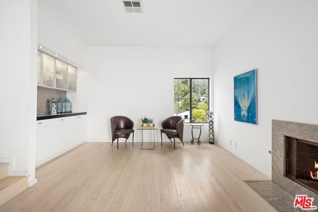 Photo - 8546 Hillside Ave