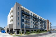 Alternate - Solare Apartments