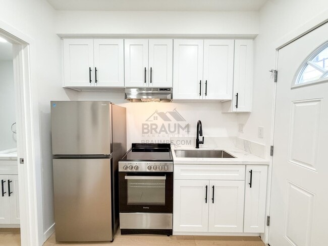 Photo - 11228 Huston St Unit 9