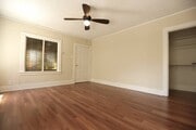 Photo - 116 N Catalina St Unit 116