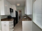 Photo - 220 Grandview St