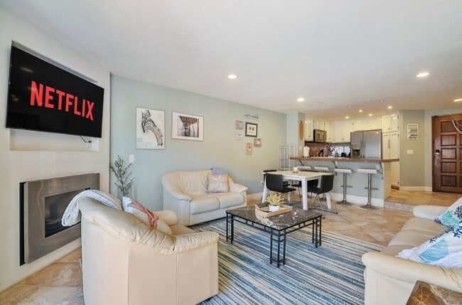 Photo - 737 Seacoast Dr
