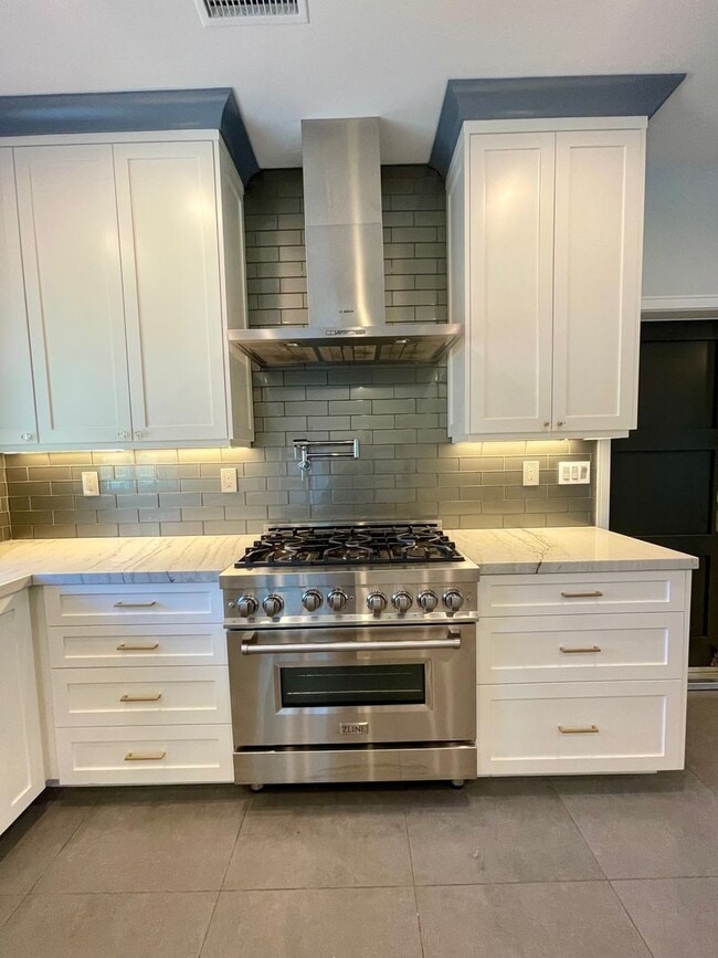 Photo - Gorgeous Home In Blossom Valley Home with ...