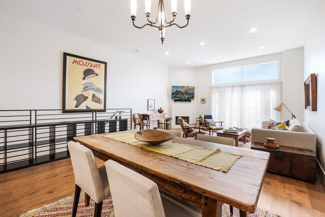Photo - 12020 Guerin St