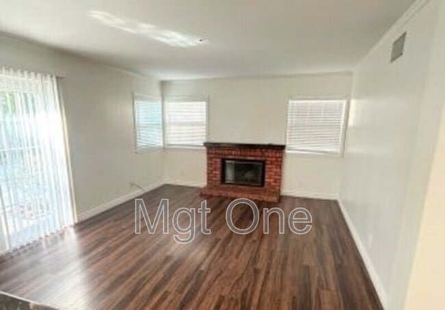 Photo - 13723 Berkeley Ct