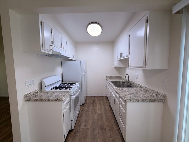 Photo - Ocean Hills Apartments