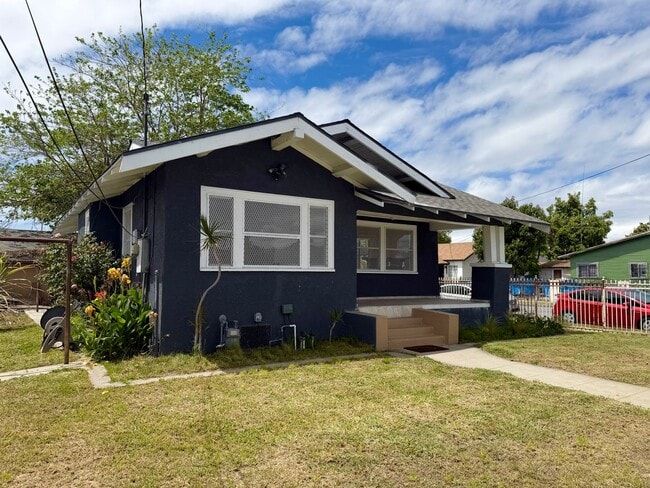 Building Photo - 7707 Miramonte Blvd Unit 1