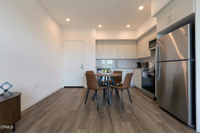 Photo - 18900 Parthenia St Unit 315