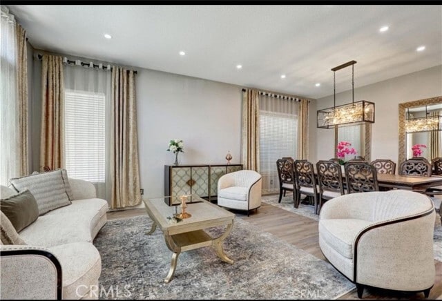 Photo - 575 Rembrandt Dr