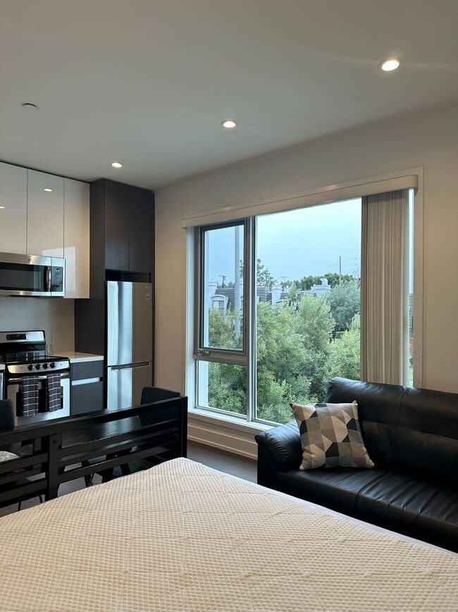 Photo - Wembley Park - Chelsea RI Unit 111