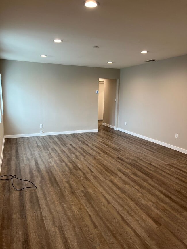 Photo - 2806-2810 Partridge Ave. Unit 2810