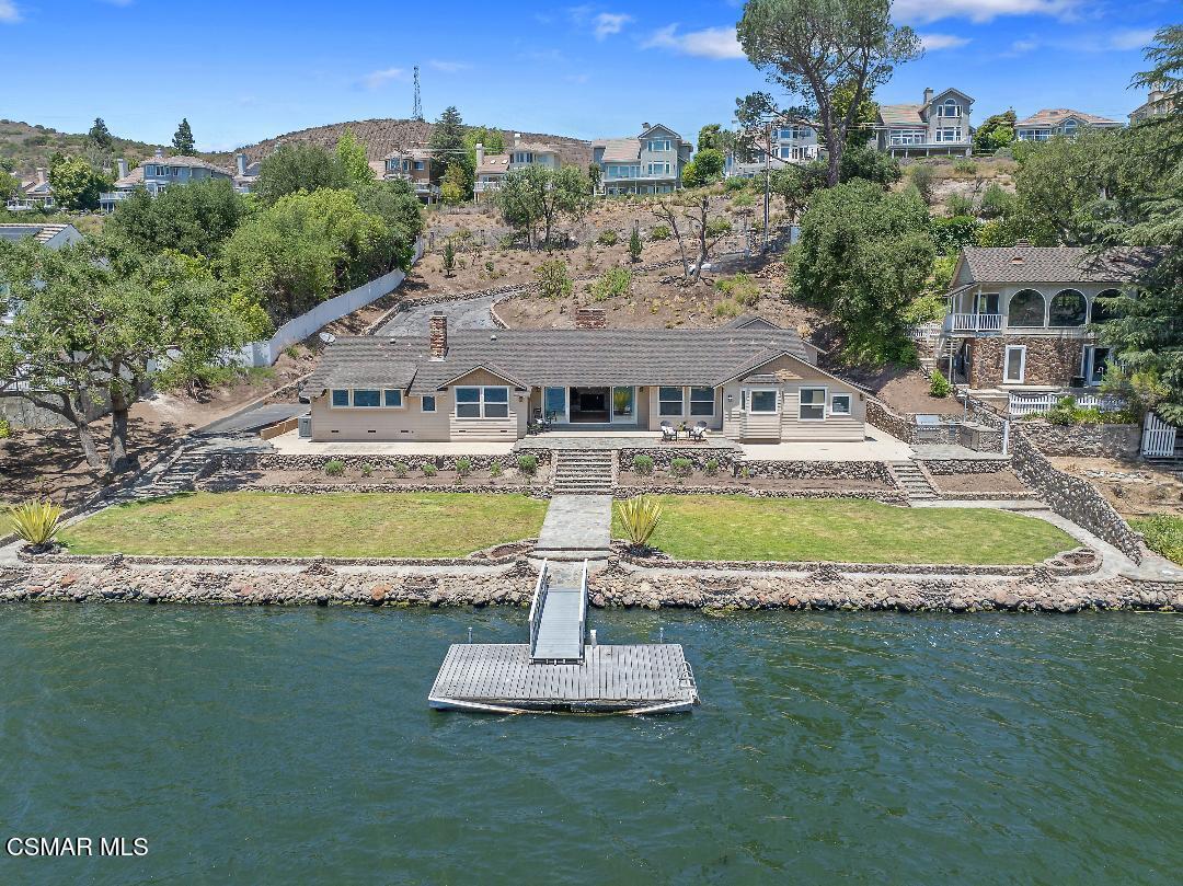 Photo - 800 Lake Sherwood Dr House