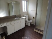 Photo - 1451 N Shaffer St