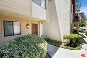 Photo - 5720 Owensmouth Ave Townhome
