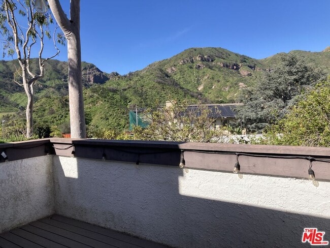 Photo - 1506 Palisades Dr