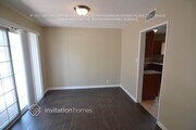 Photo - 15309 Kingsbury St