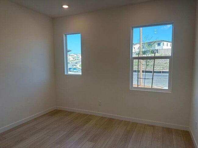 Photo - Have you outgrown the noise and the traffi...