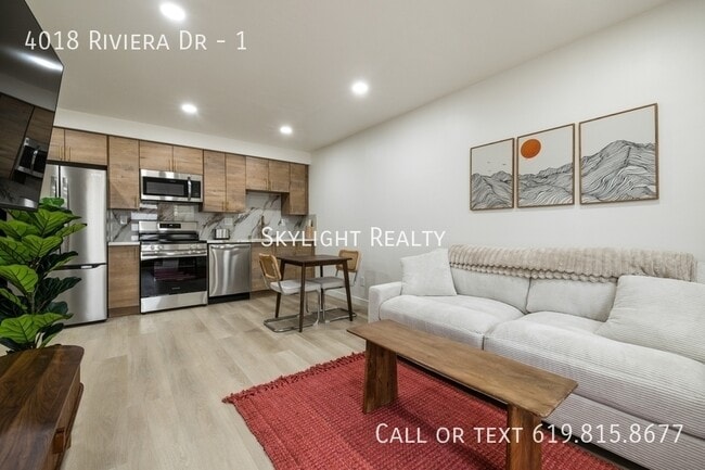 Building Photo - 4018 Riviera Dr Unit 1