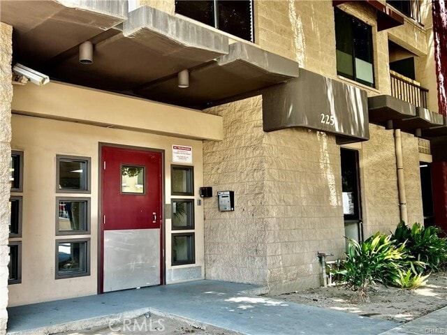 Building Photo - 225 W 6th St Unit 502 Rental