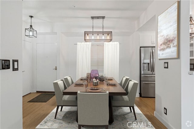 Building Photo - 221 S Oak Knoll Ave Unit 210 Rental