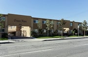 Downey North Apartments - Downey North Apartments