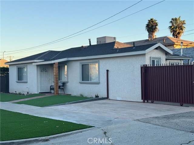 Building Photo - 3614 W 59th St