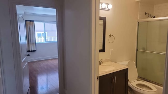 Photo - 1720 Newport Ave Condo Unit 4