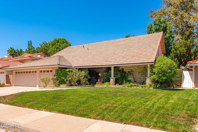 Photo - 31957 Doverwood Ct