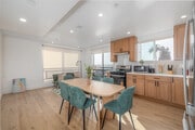 5BR, 5BA - 1,299SF - Kitchen - 1223 W 37th Dr