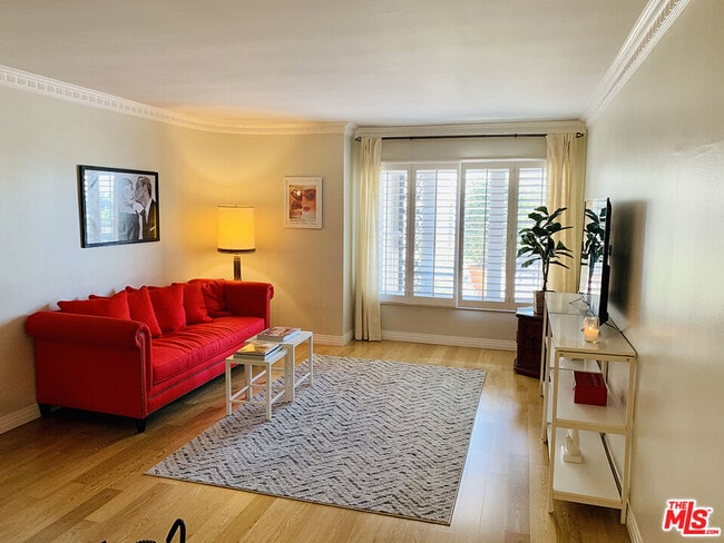 Photo - 1219 Sunset Plaza Dr Dr Unit 2