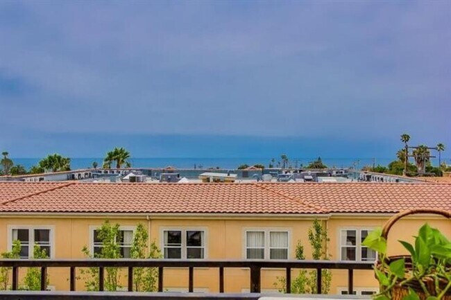 Photo - Ocean View 1 Bed/1 Bath in North Pacific Beach!