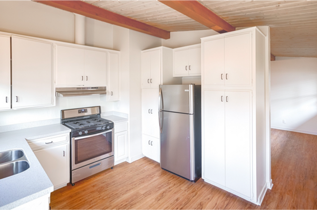 Photo - 2BD/1BA - Isla Vista Unit A