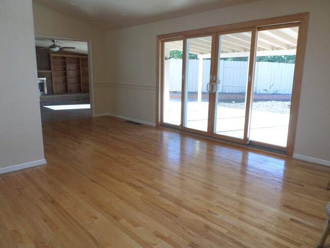 3 bedroom Home in College Area Near SDSU!! - 3 bedroom Home in College Area Near SDSU!!