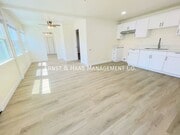 Photo - 2133 W Columbia St Apartment Unit B