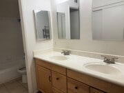 Photo - 2116 Ave