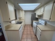 Photo - 408 N Center Ct