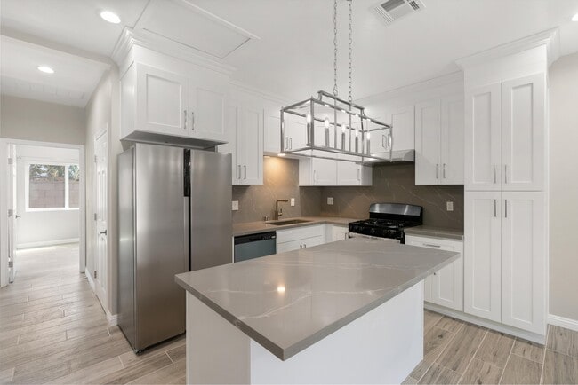 Building Photo - 10508 Mattock Ave Unit A