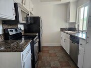 Photo - 1 month off move in special. 2 bedroom 2 bath with in unit laundry in Hillcrest /North Park!